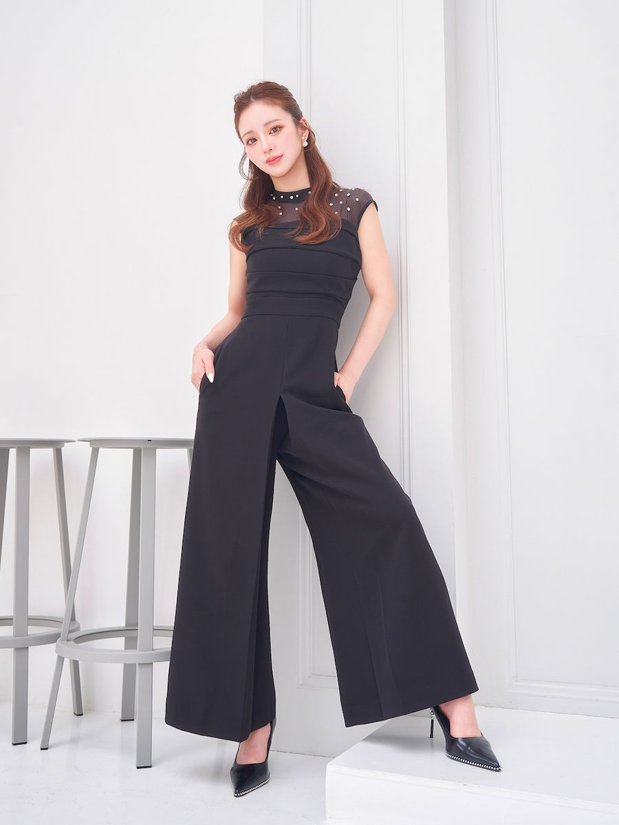 モデル:158cm(着用サイズ:FREE 着用カラー:BLK)