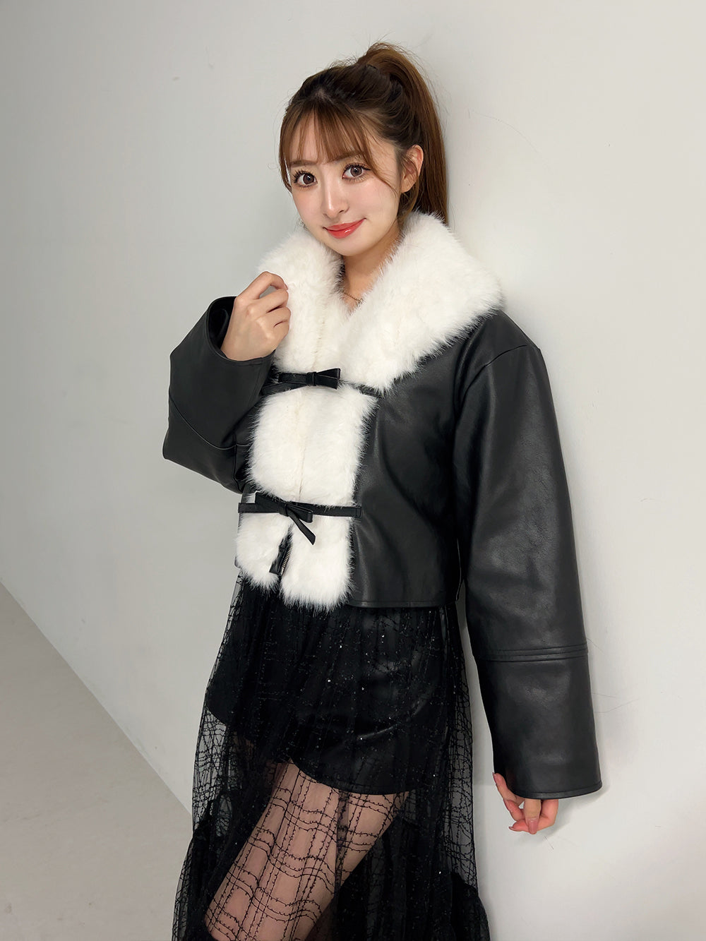 モデル:159cm(着用サイズ:FREE 着用カラー:BLK)