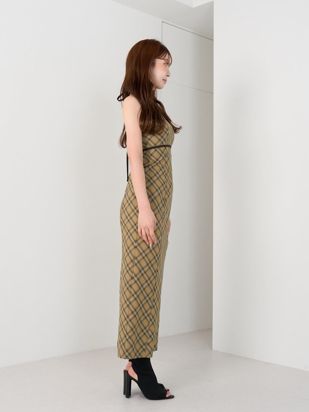 モデル:159cm(着用サイズ:FREE 着用カラー:BEG)