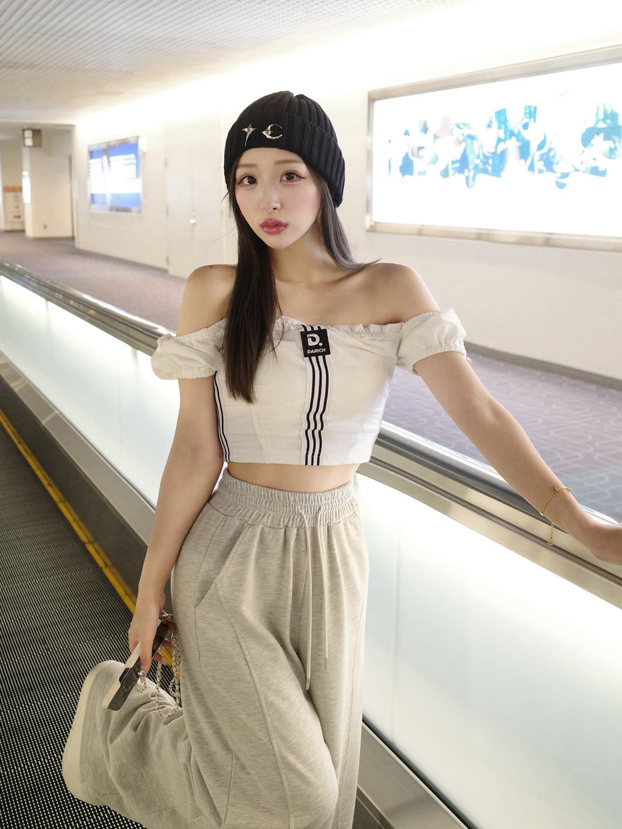 モデル:156cm(着用サイズ:FREE 着用カラー:WHT)