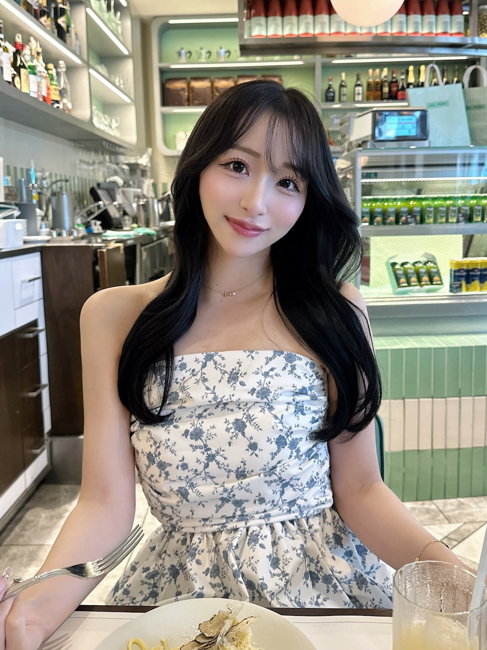 モデル:156cm(着用サイズ:FREE 着用カラー:WHT)