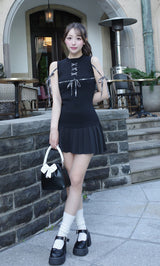 モデル:156cm(着用サイズ:FREE 着用カラー:BLK)
