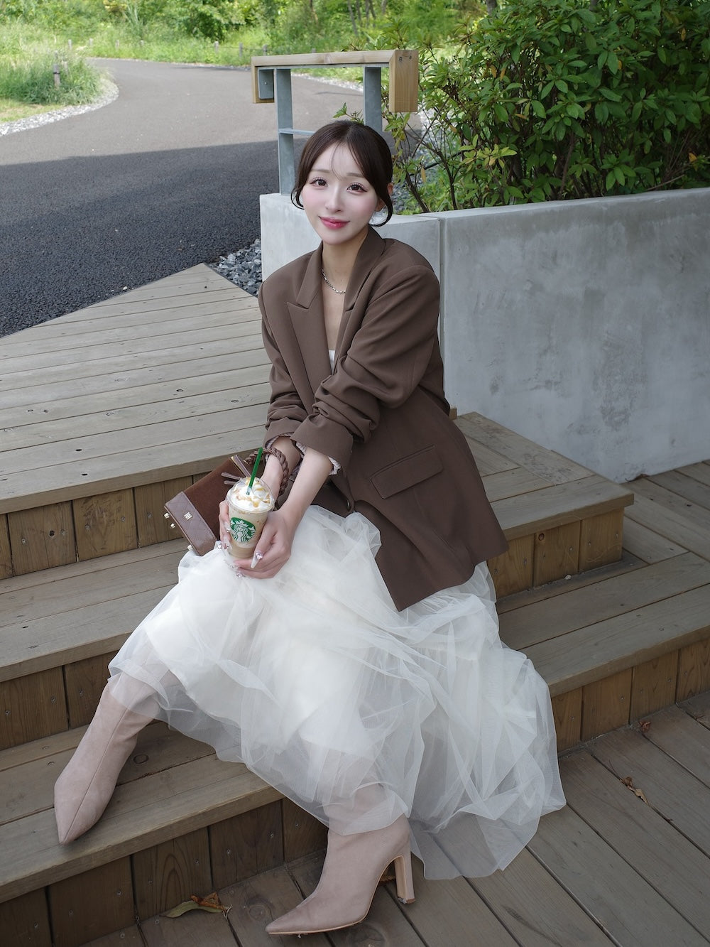 モデル:156cm(着用サイズ:FREE 着用カラー:IVO)