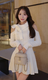 モデル:156cm(着用サイズ:FREE 着用カラー:IVO)