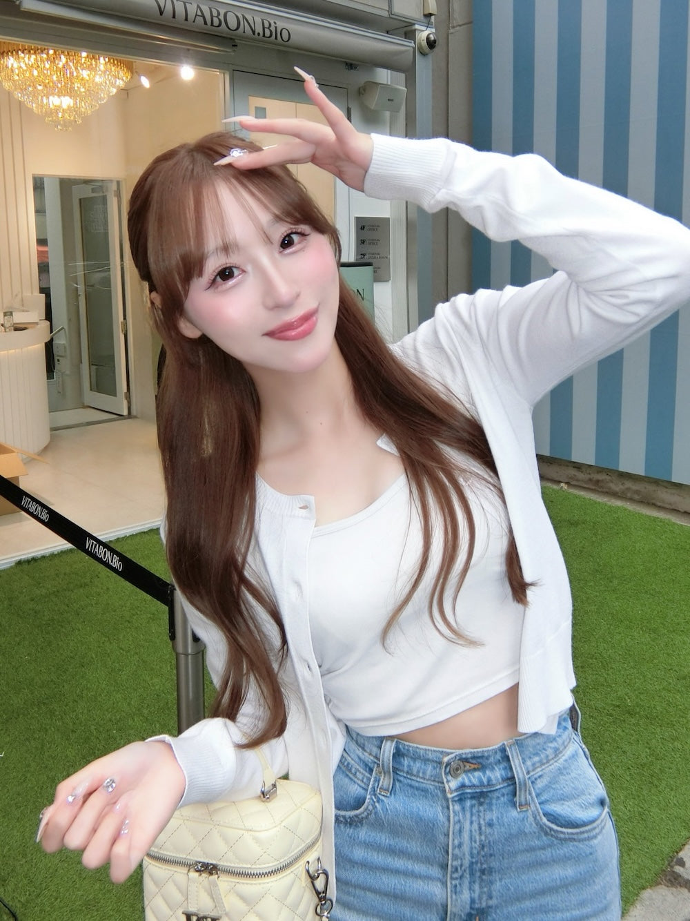 モデル:156cm(着用サイズ:FREE 着用カラー:WHT)