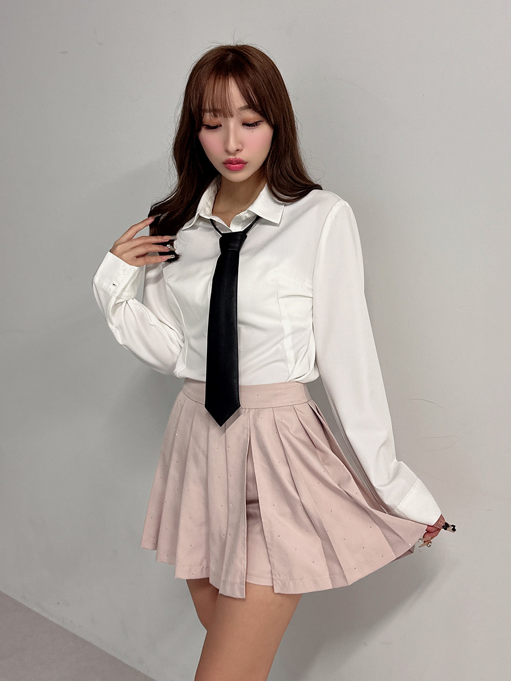 モデル:156cm(着用サイズ:FREE 着用カラー:GRY)