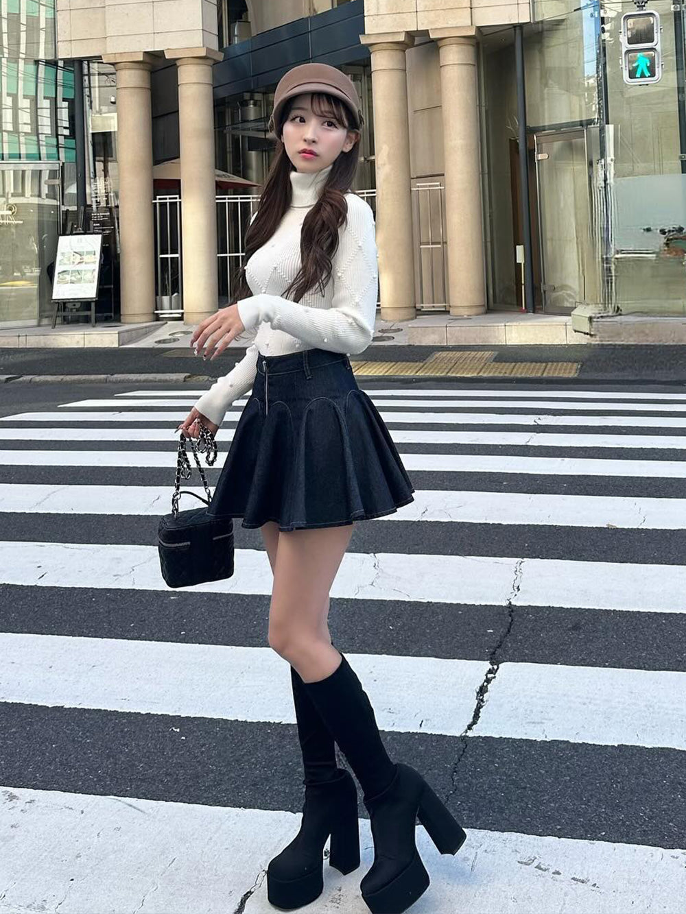 モデル:156cm(着用サイズ:S 着用カラー:IND)