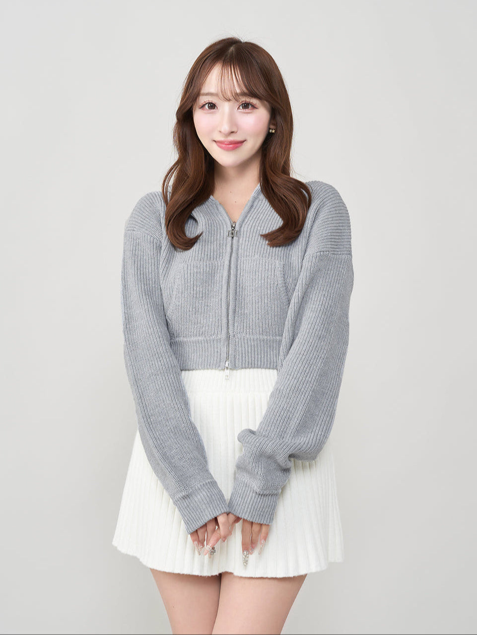 モデル:156cm(着用サイズ:FREE 着用カラー:GRY)
