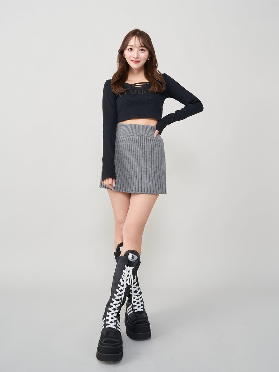 モデル:156cm(着用サイズ:FREE 着用カラー:BLK)