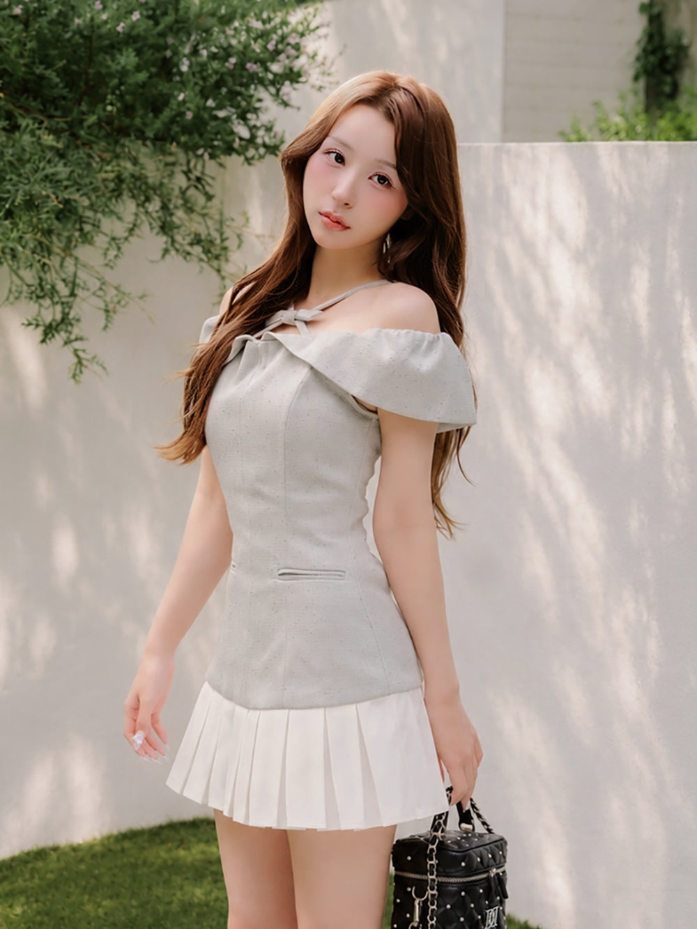モデル:156cm(着用サイズ:FREE 着用カラー:GRY)
