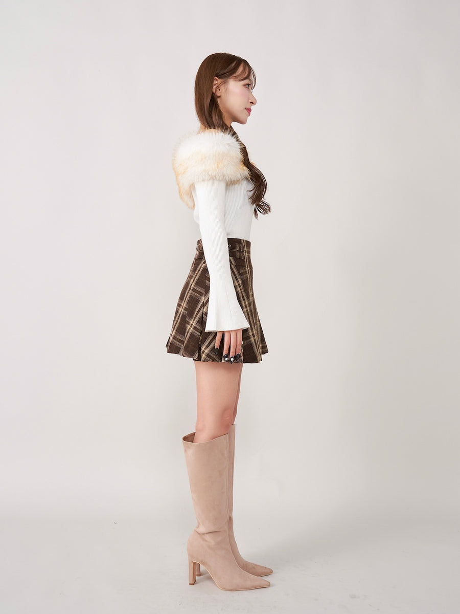 モデル:156cm(着用サイズ:S 着用カラー:BRN)