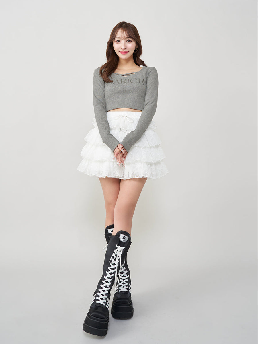 モデル:156cm(着用サイズ:FREE 着用カラー:WHT)