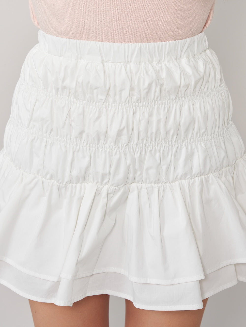 モデル:158cm(着用サイズ:FREE 着用カラー:WHT)