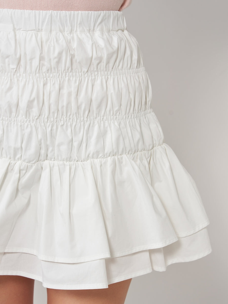 モデル:158cm(着用サイズ:FREE 着用カラー:WHT)