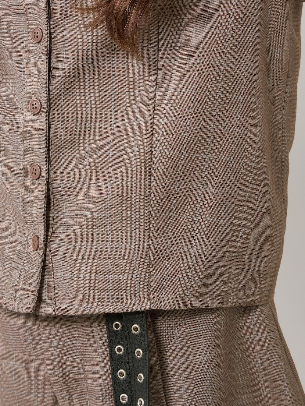 モデル:156cm(着用サイズ:S 着用カラー:BRN)