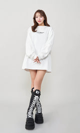 モデル:156cm(着用サイズ:FREE 着用カラー:WHT)
