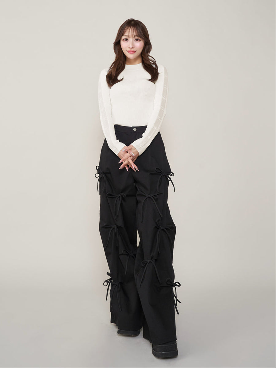 モデル:156cm(着用サイズ:FREE 着用カラー:WHT)