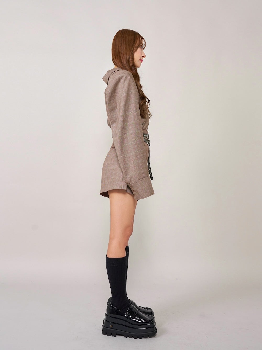 モデル:156cm(着用サイズ:S 着用カラー:BRN)