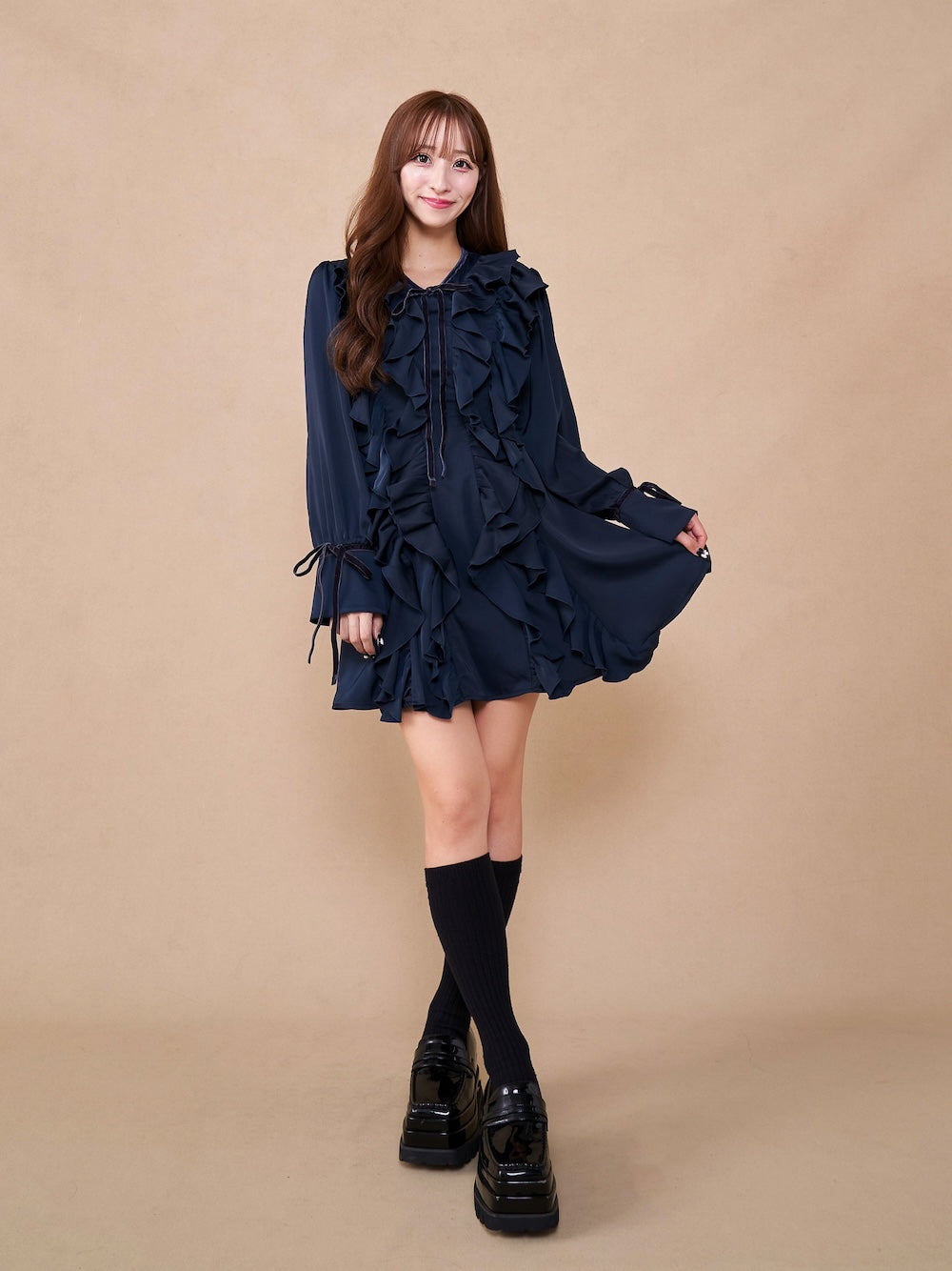 モデル:156cm(着用サイズ:FREE 着用カラー:NVY)