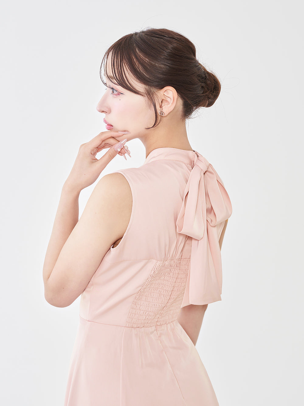 モデル:156cm(着用サイズ:FREE 着用カラー:PNK)