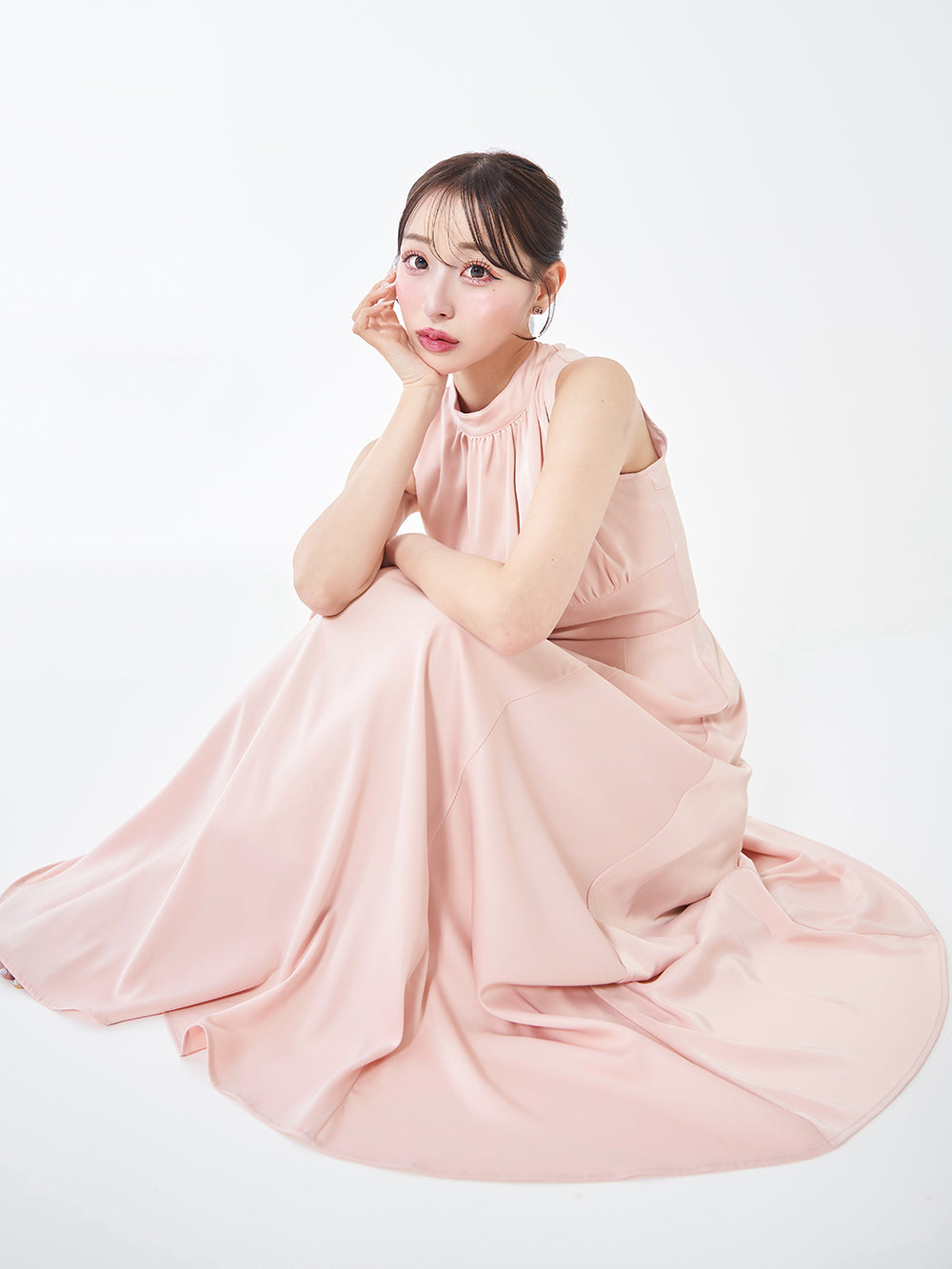 モデル:156cm(着用サイズ:FREE 着用カラー:PNK)