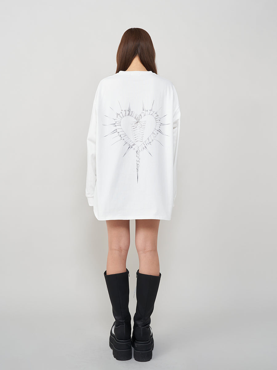 モデル:156cm(着用サイズ:FREE 着用カラー:WHT)