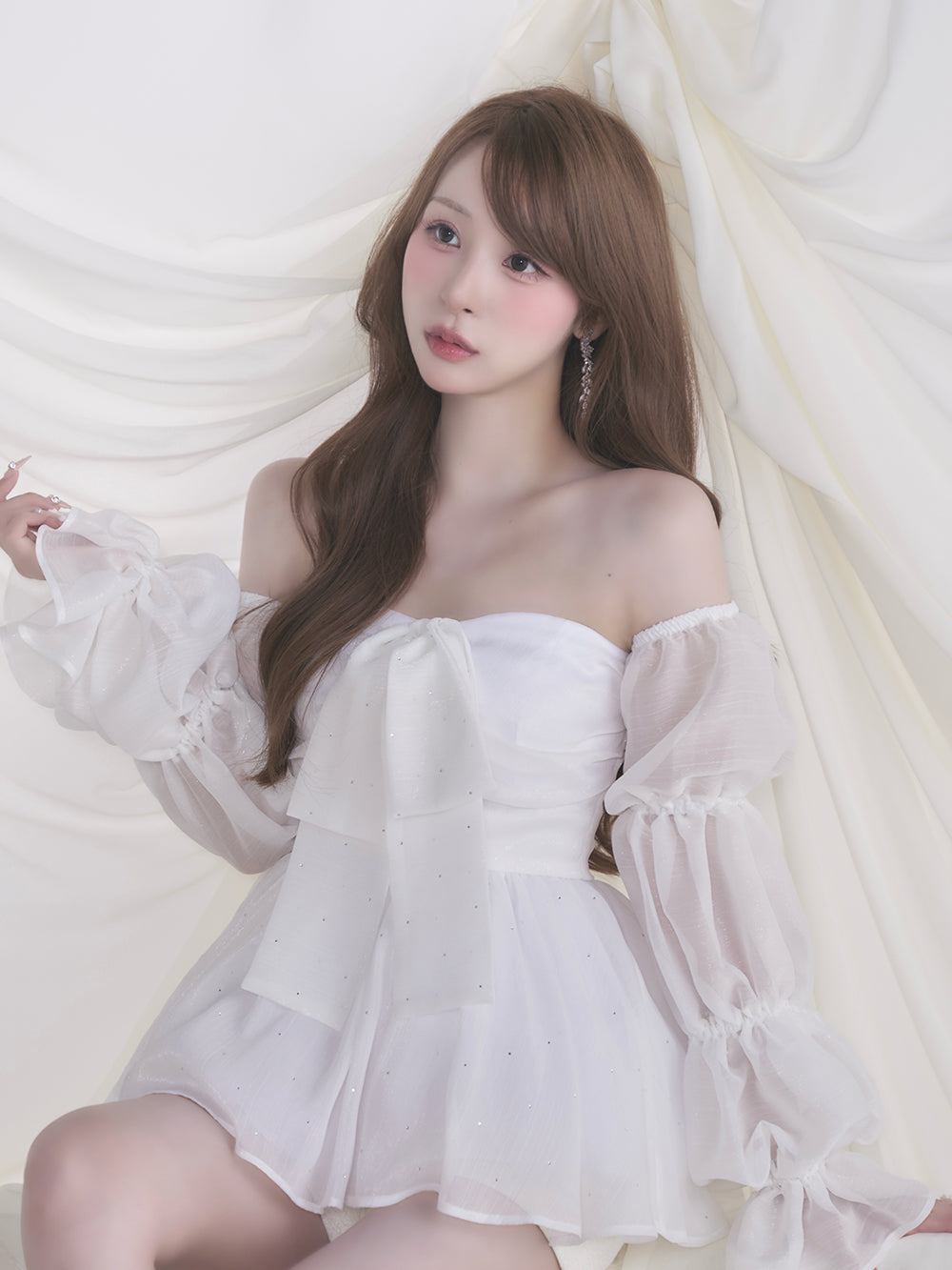 モデル:156cm(着用サイズ:FREE 着用カラー:WHT)