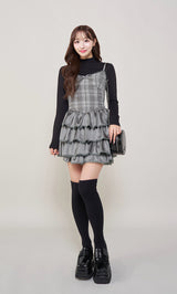 モデル:156cm(着用サイズ:FREE 着用カラー:GRY)