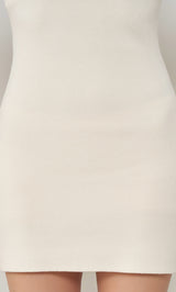 モデル:156cm(着用サイズ:FREE 着用カラー:IVO)