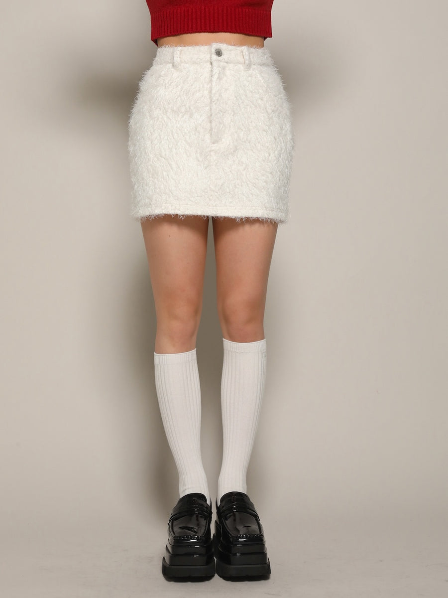 モデル:158cm(着用サイズ:S 着用カラー:IVO)