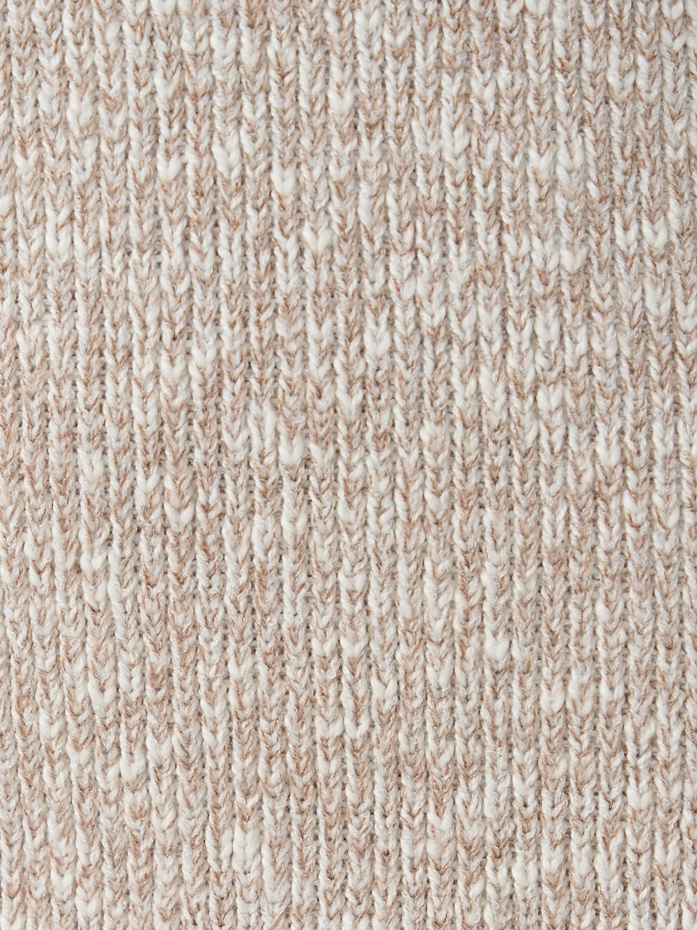 モデル:156cm(着用サイズ:FREE 着用カラー:BEG)