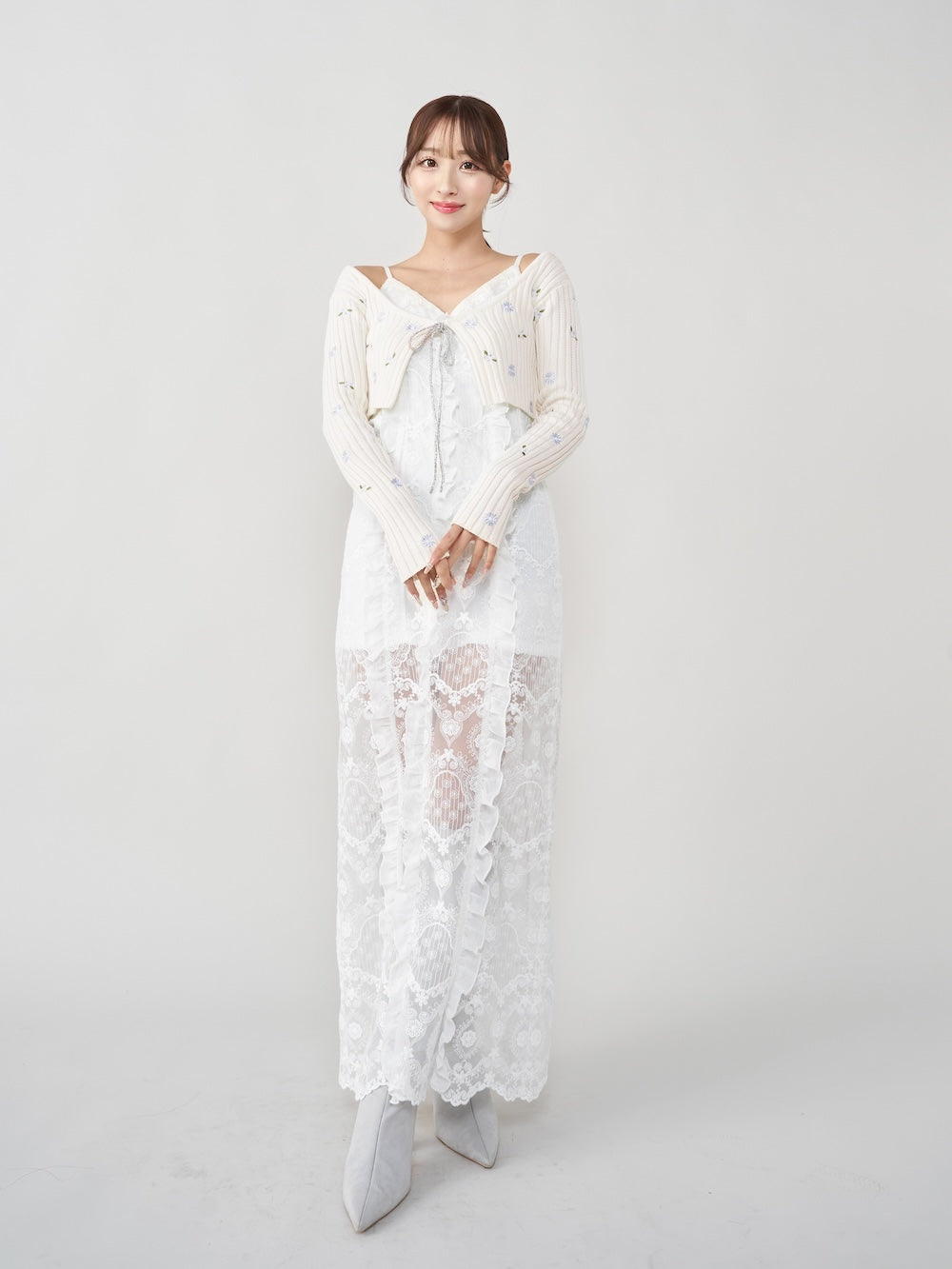 モデル:156cm(着用サイズ:FREE 着用カラー:WHT)