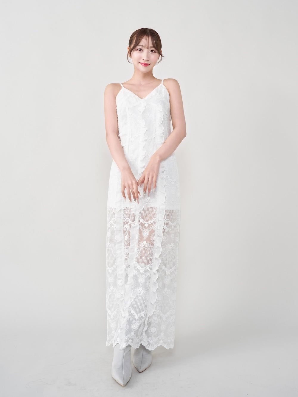 モデル:156cm(着用サイズ:FREE 着用カラー:WHT)