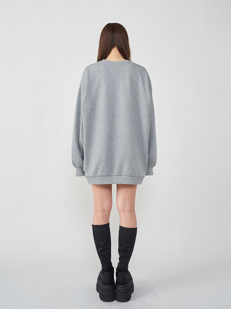 モデル:156cm(着用サイズ:FREE 着用カラー:GRY)