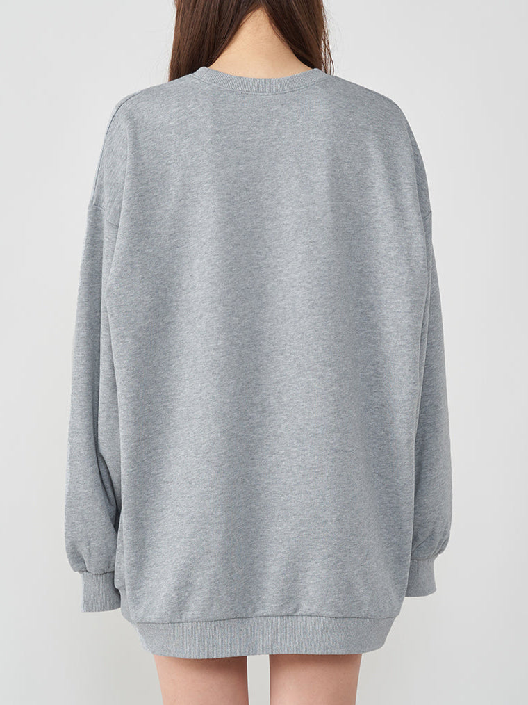 モデル:156cm(着用サイズ:FREE 着用カラー:GRY)
