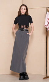 モデル:165cm(着用サイズ:FREE 着用カラー:BLK)