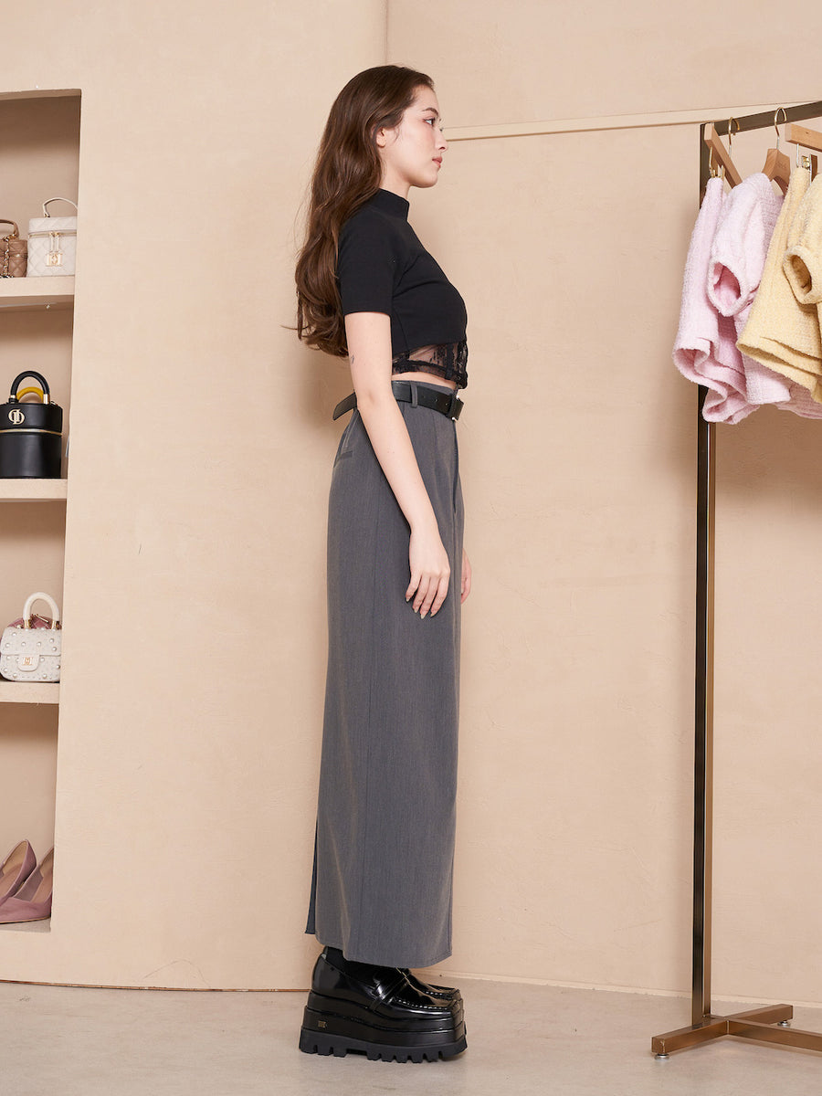 モデル:165cm(着用サイズ:FREE 着用カラー:BLK)