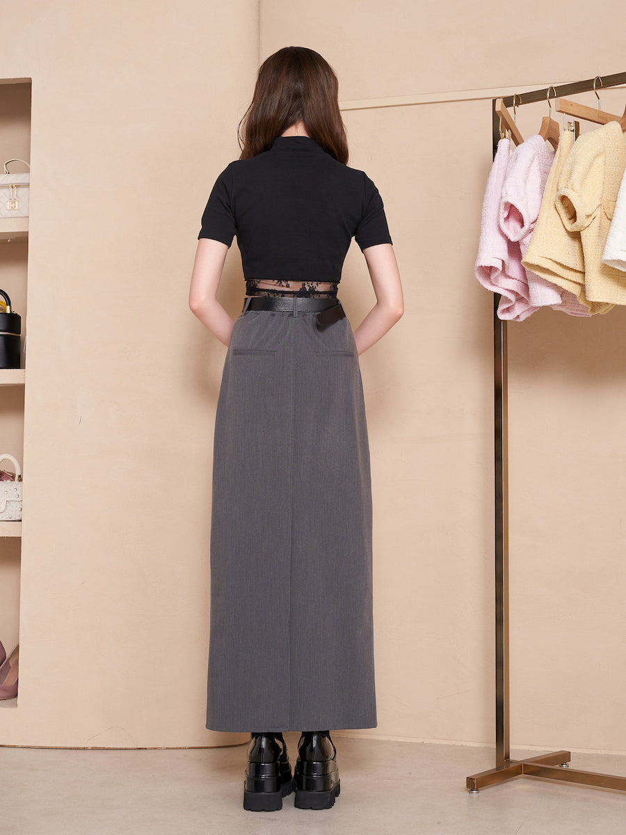 モデル:165cm(着用サイズ:FREE 着用カラー:BLK)