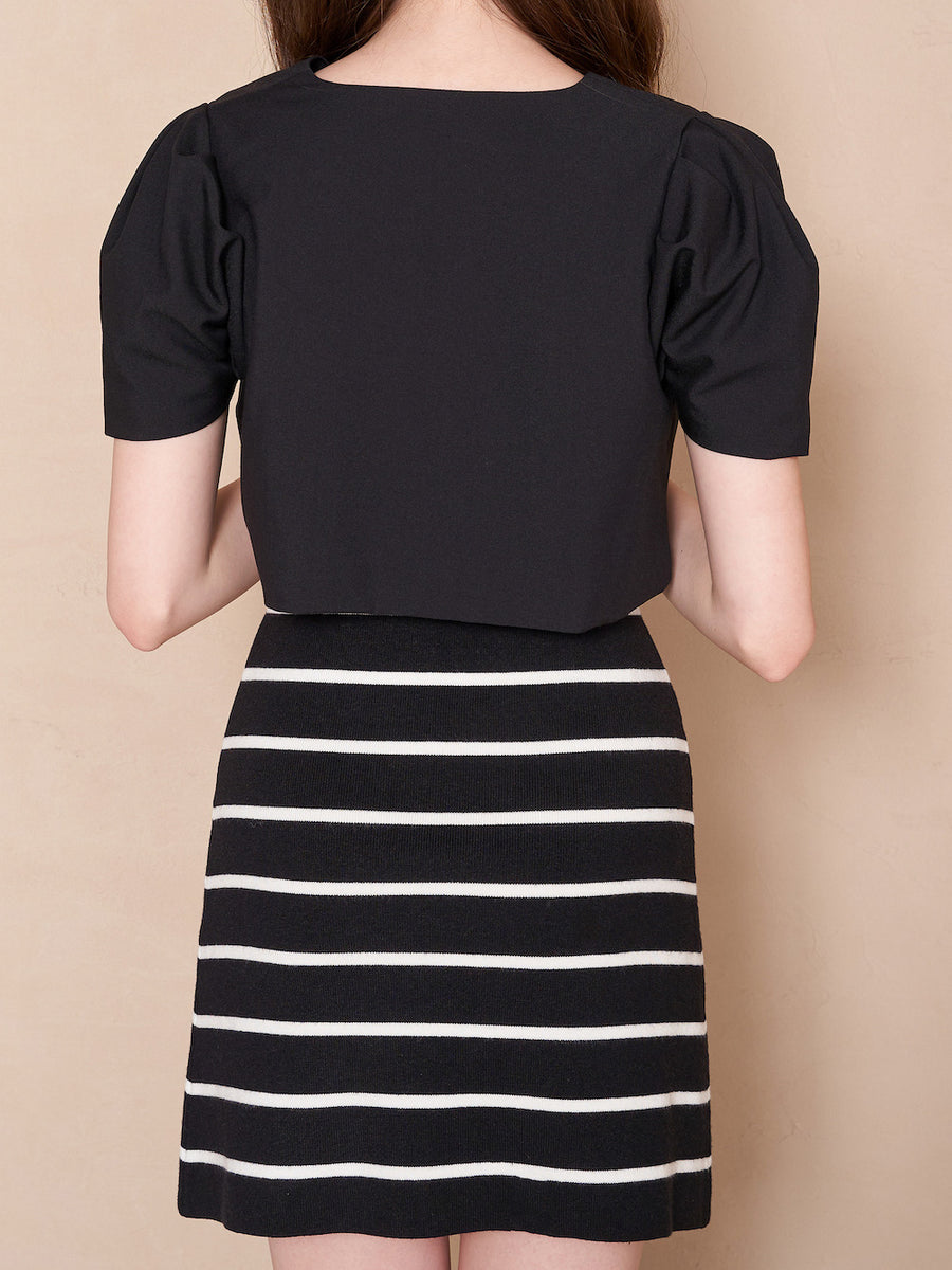 モデル:165cm(着用サイズ:FREE 着用カラー:BLK)