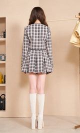 モデル:165cm(着用サイズ:FREE 着用カラー:GRY)