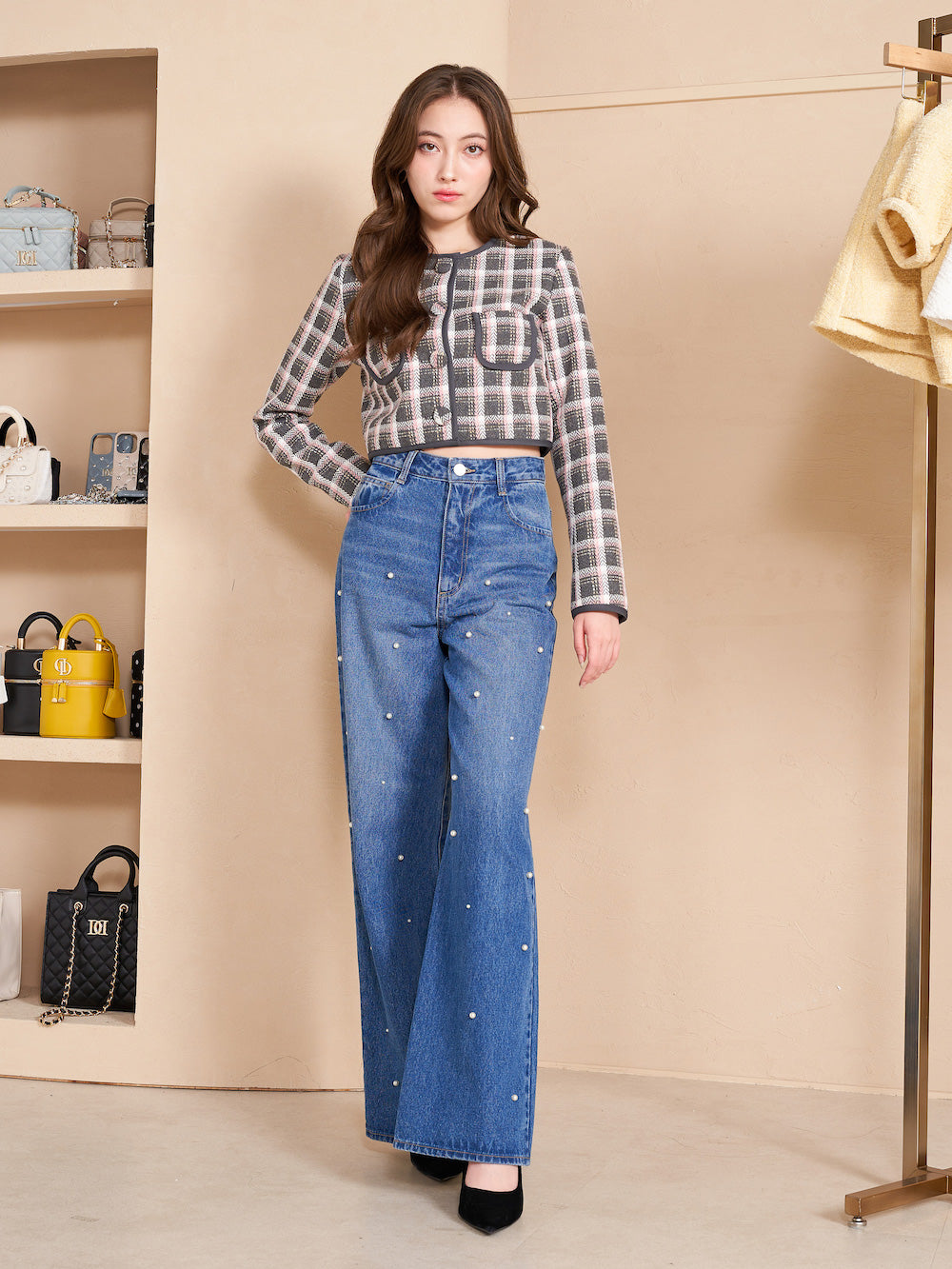 モデル:165cm(着用サイズ:FREE 着用カラー:GRY)