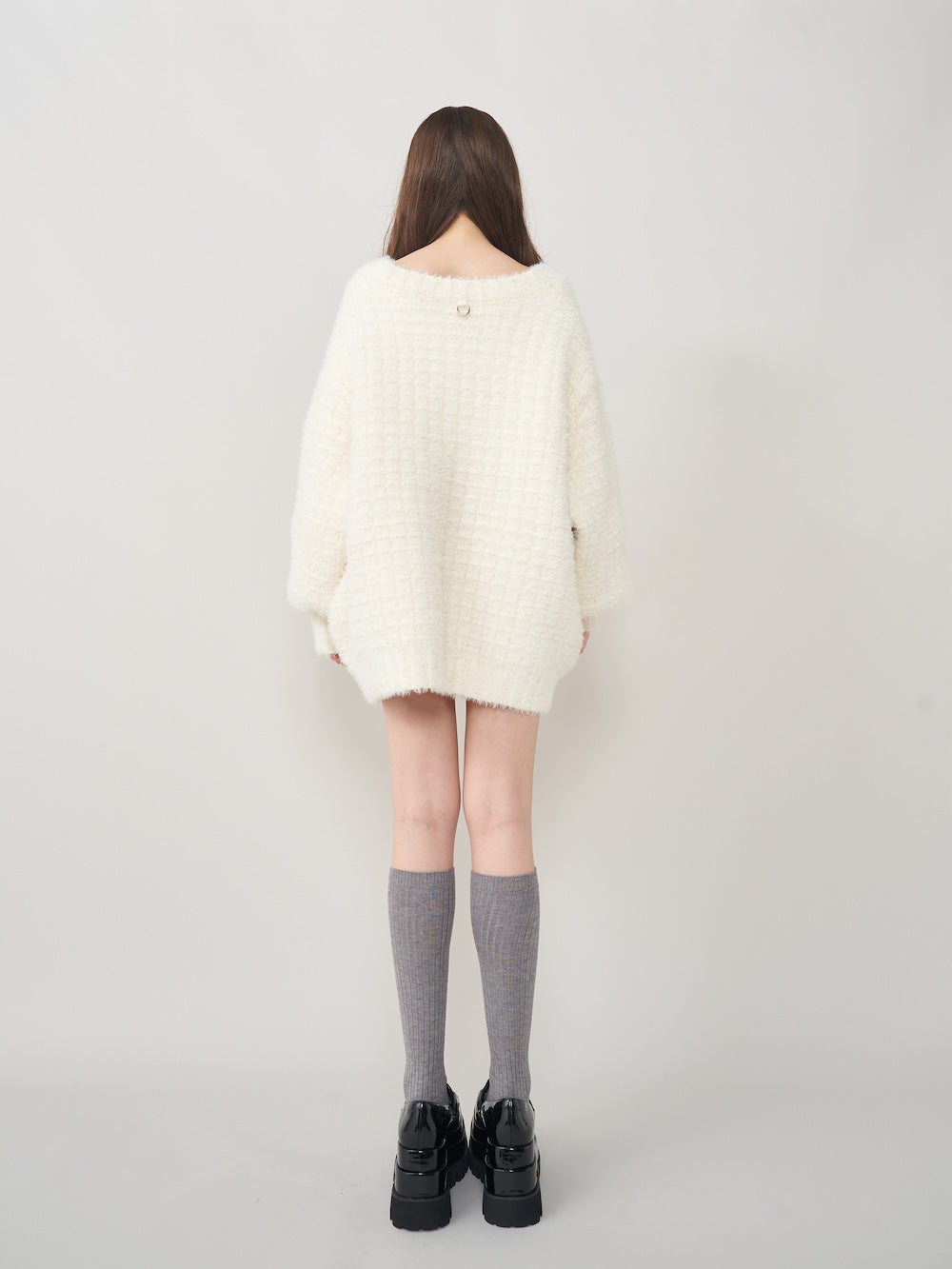 モデル:165cm(着用サイズ:FREE 着用カラー:IVO)