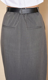 モデル:165cm(着用サイズ:FREE 着用カラー:GRY)