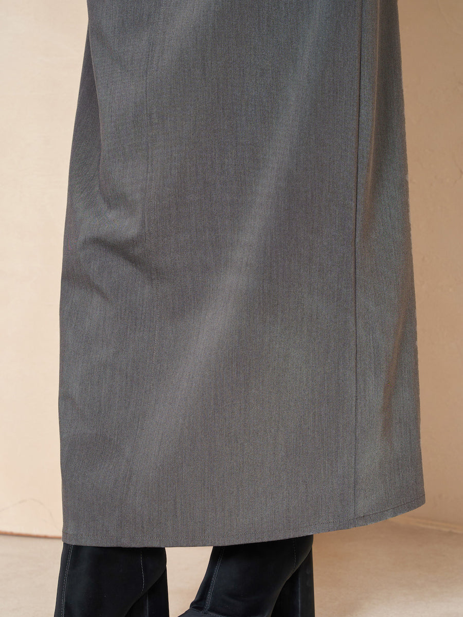 モデル:165cm(着用サイズ:FREE 着用カラー:GRY)