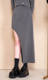 モデル:165cm(着用サイズ:GRY 着用カラー:S)
