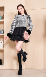 モデル:165cm(着用サイズ:FREE 着用カラー:BLK)