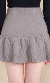 モデル:165cm(着用サイズ:FREE 着用カラー:GRY)