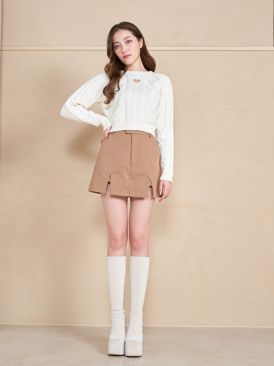 モデル:165cm(着用サイズ:FREE 着用カラー:WHT)