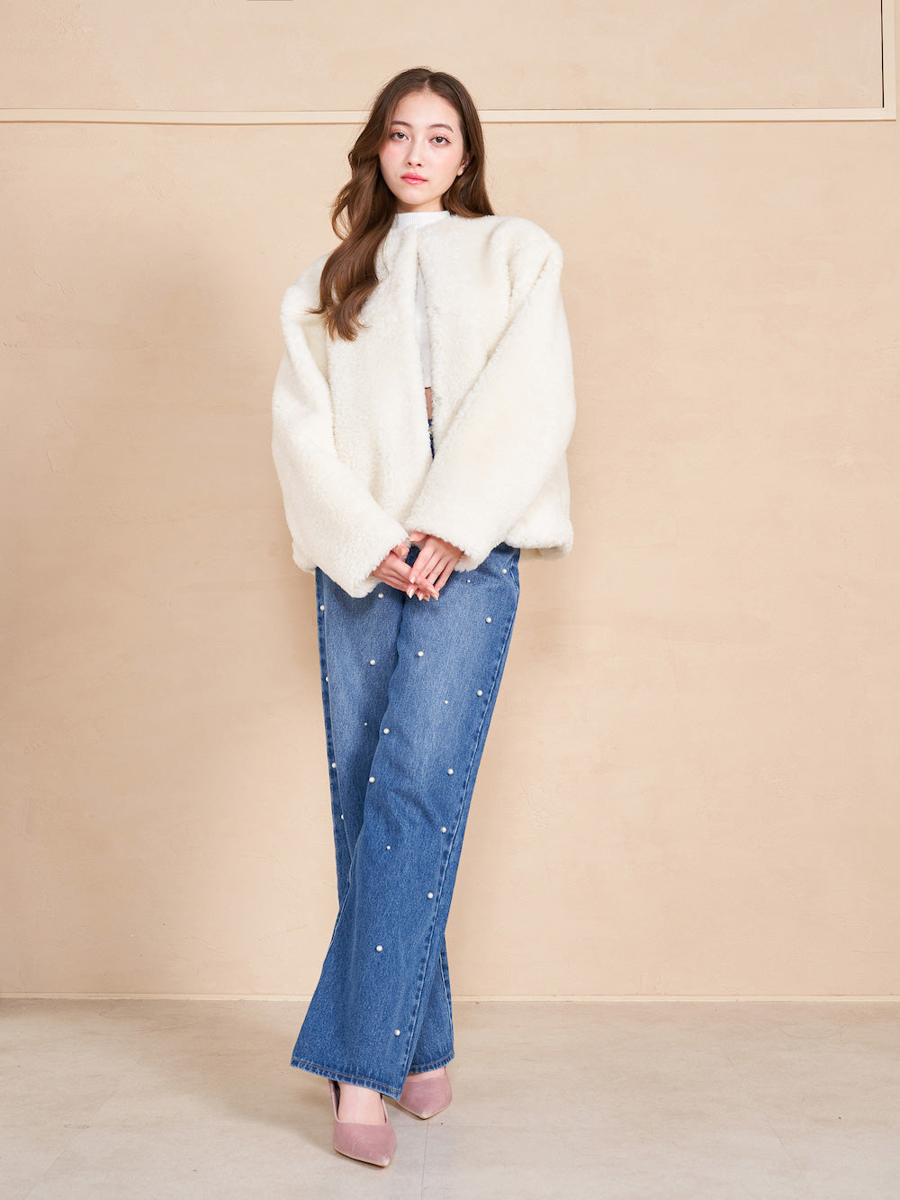 モデル:165cm(着用サイズ:FREE 着用カラー:WHT)