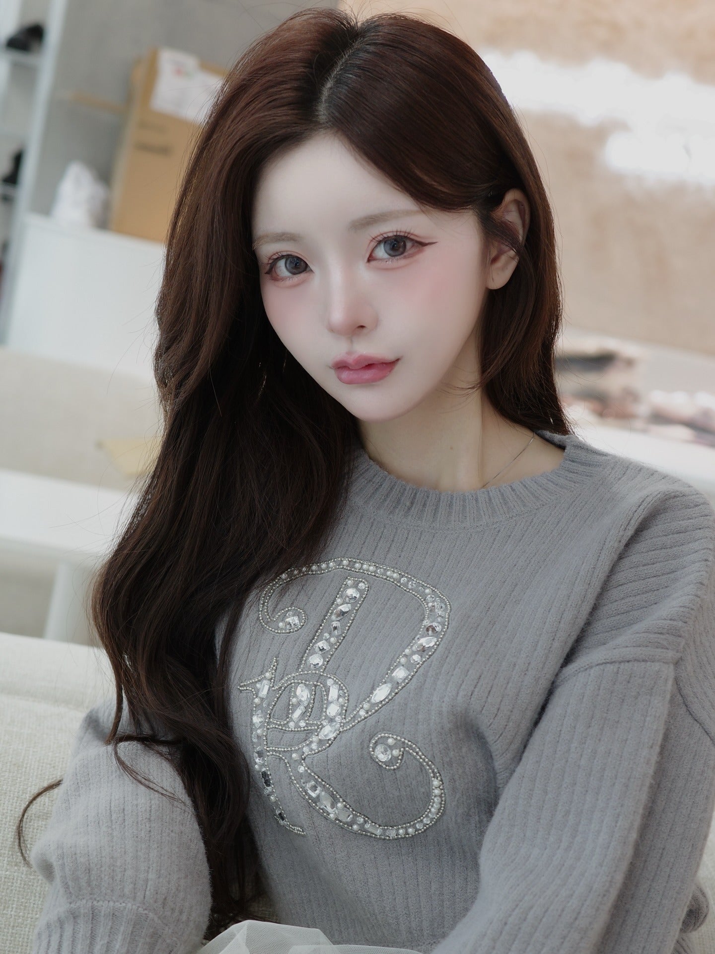 モデル:158cm(着用サイズ:FREE 着用カラー:GRY)